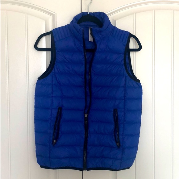 Fabletics Size M Blue Puffy Vest - Picture 1 of 3